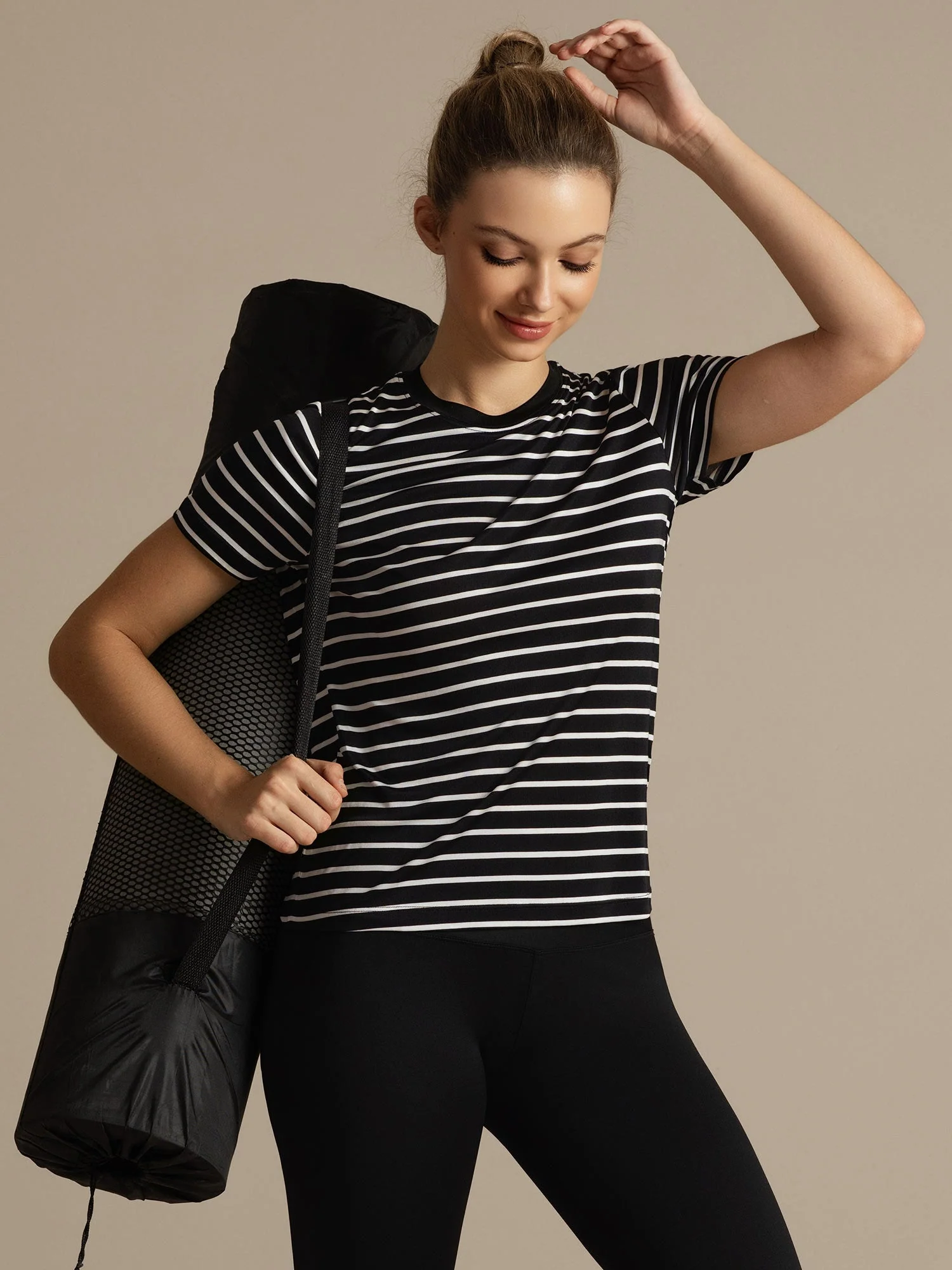 Camiseta Deportiva de Rayas con Manga Corta y Cuello Redondo de Seda Pura para Mujer