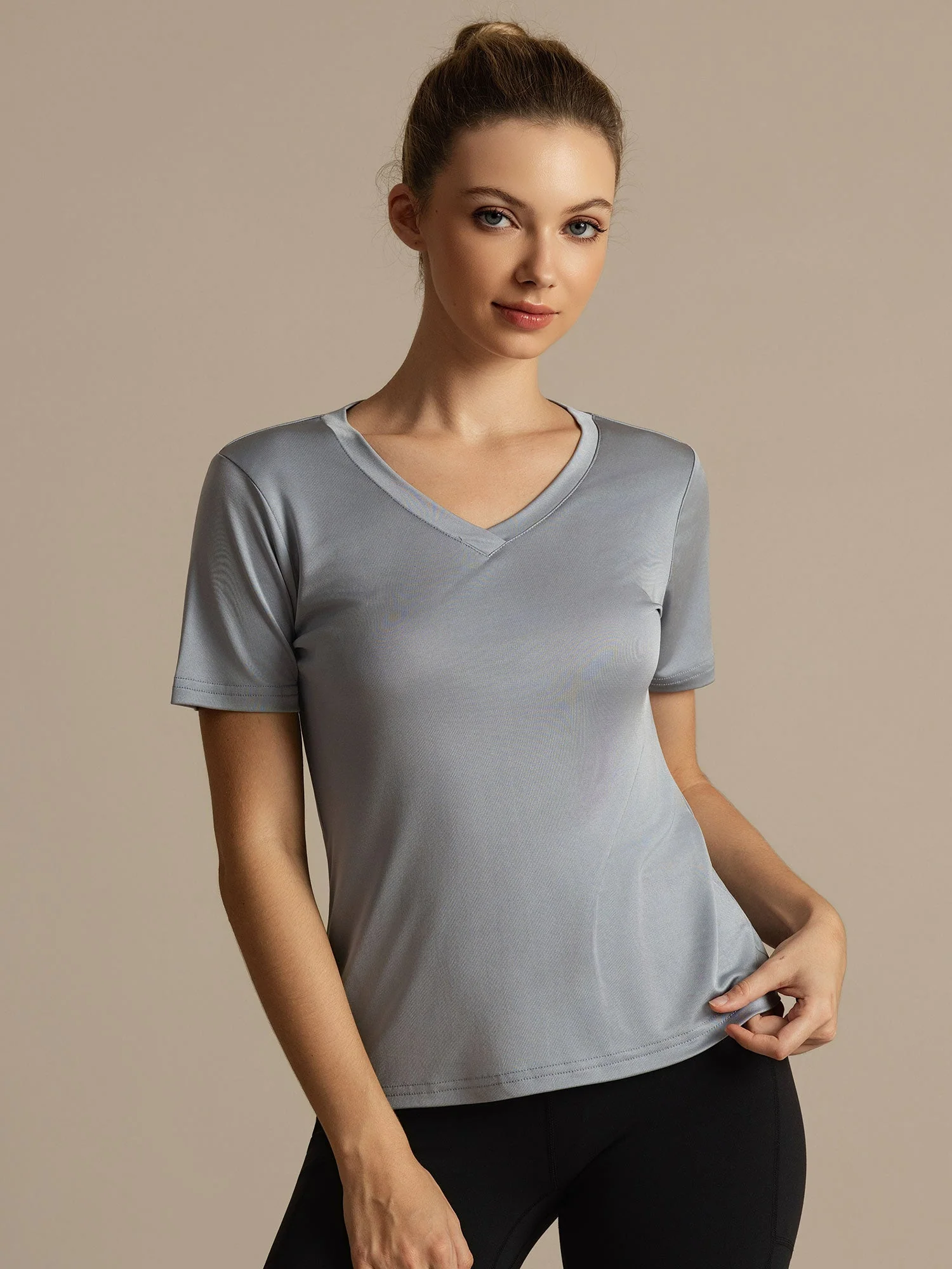 Camiseta Deportiva Mujer Manga Corta Cuello V Seda Pura - Image 10