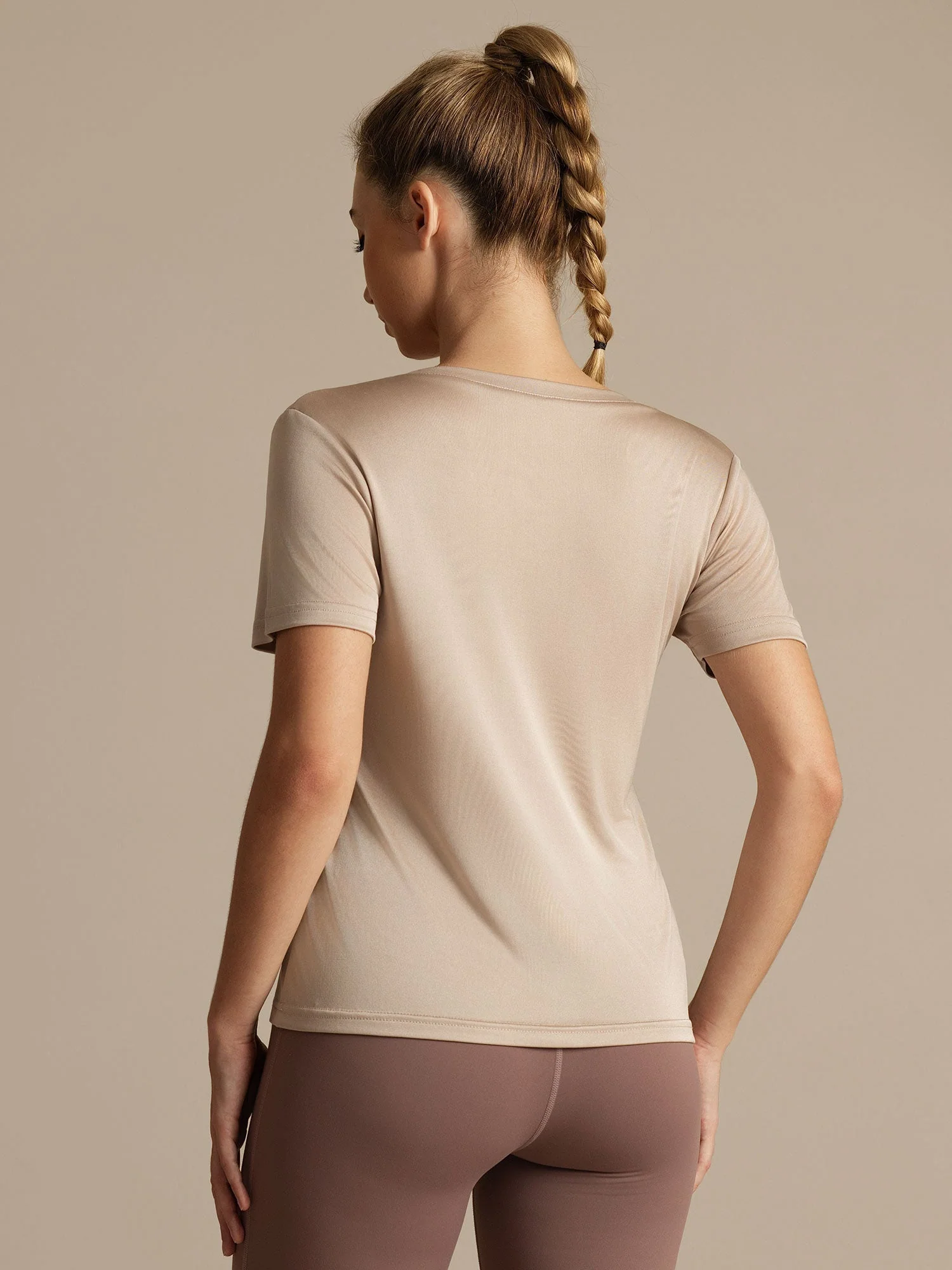 Camiseta Deportiva Mujer Manga Corta Cuello V Seda Pura - Image 18