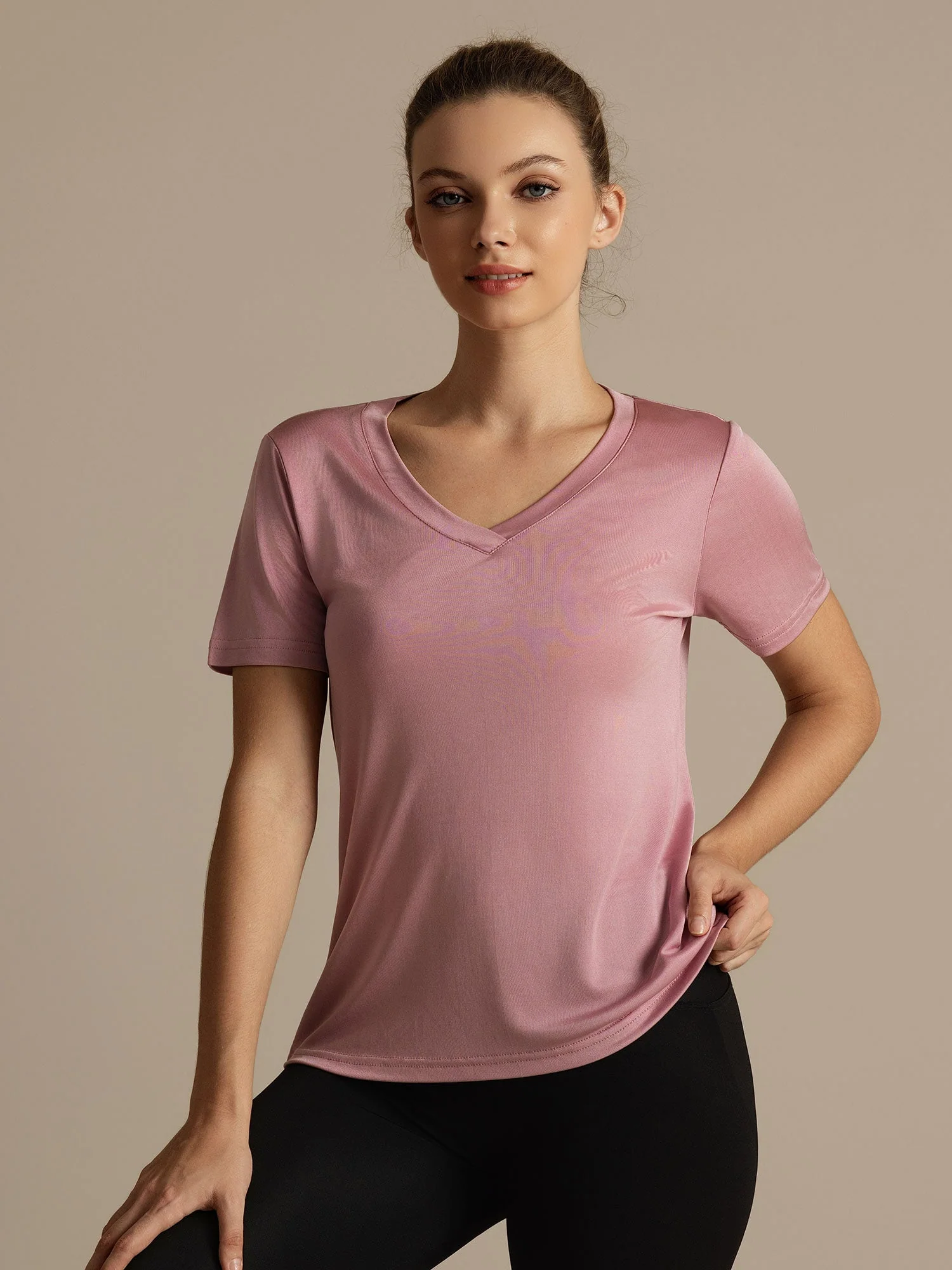 Camiseta Deportiva Mujer Manga Corta Cuello V Seda Pura - Image 2