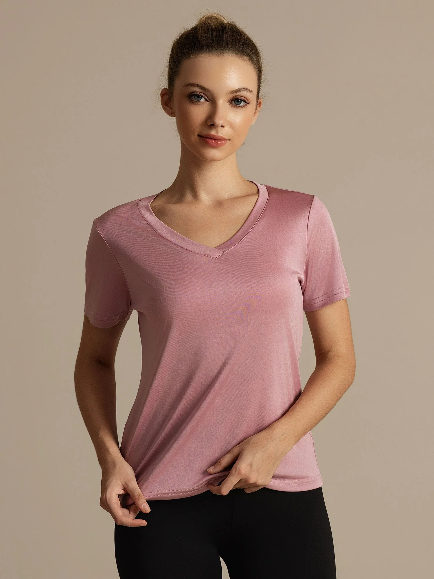Camiseta Deportiva Mujer Manga Corta Cuello V Seda Pura - Image 4