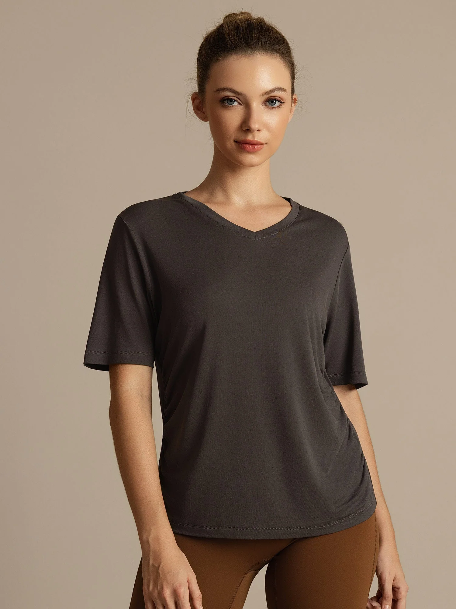 Camiseta Deportiva Mujer Manga Corta Cuello V Seda Pura - Image 3