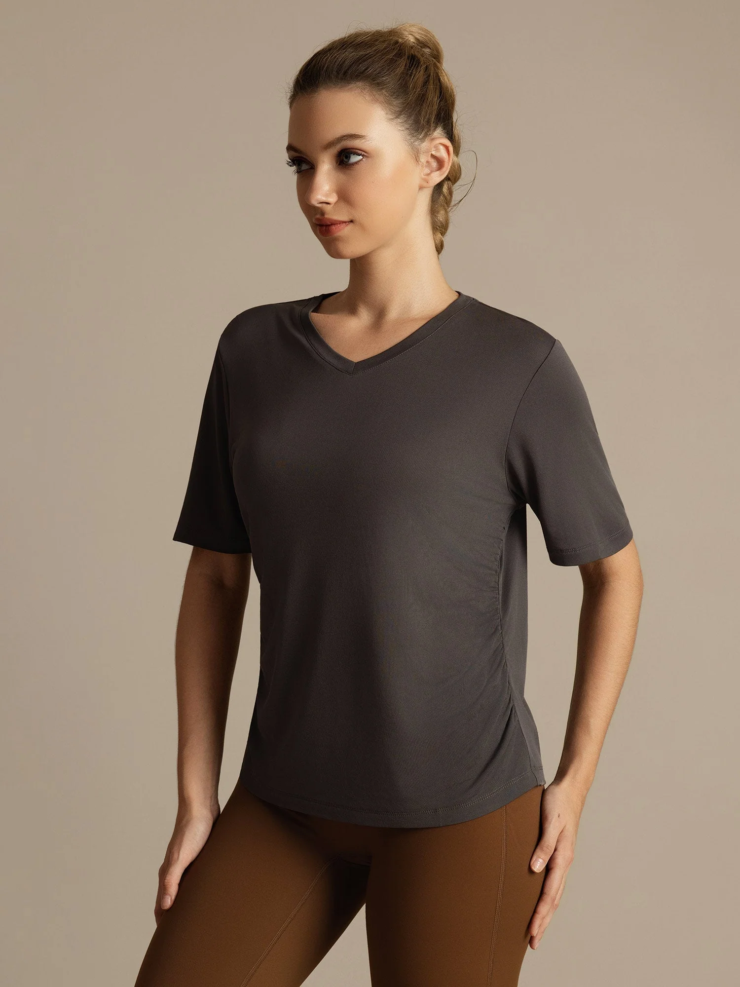 Camiseta Deportiva Mujer Manga Corta Cuello V Seda Pura - Image 5
