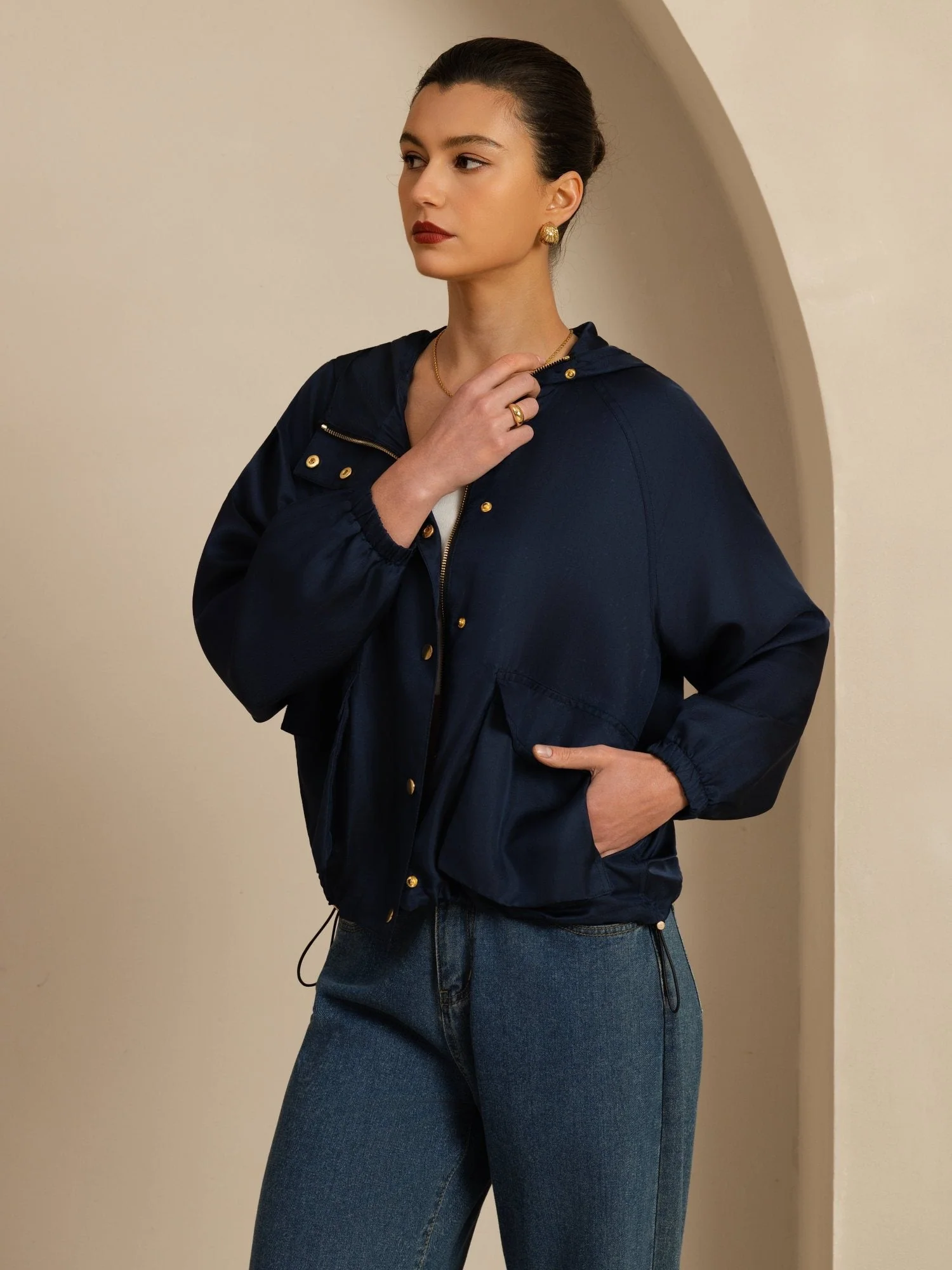 Chaqueta Con Capucha Para Mujer De Seda Pura Con Grandes Bolsillos Con Solapa - Image 19
