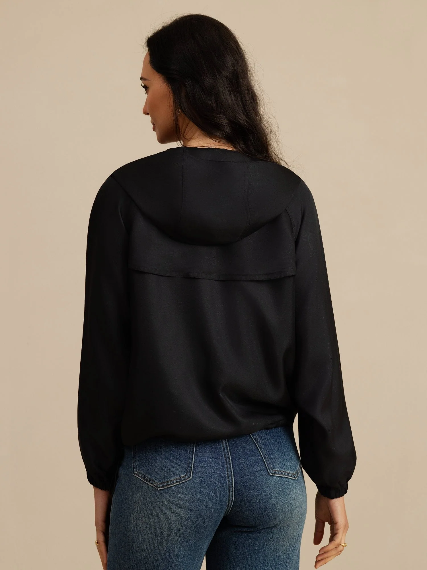 Chaqueta Con Capucha Para Mujer De Seda Pura Con Grandes Bolsillos Con Solapa - Image 9