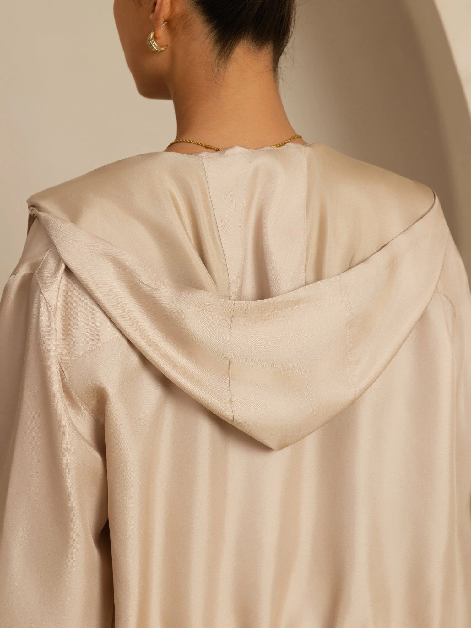 Chaqueta Corta Con Capucha Para Mujer De Seda Pura Con Bolsillos - Image 17