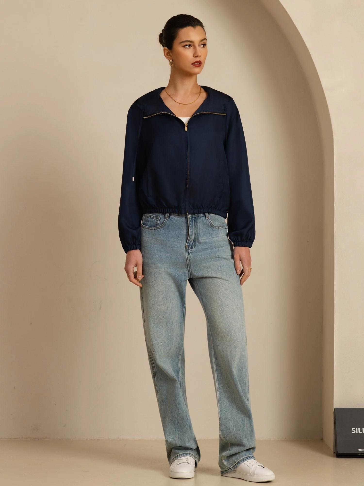 Chaqueta Corta Con Capucha Para Mujer De Seda Pura Con Bolsillos - Image 26