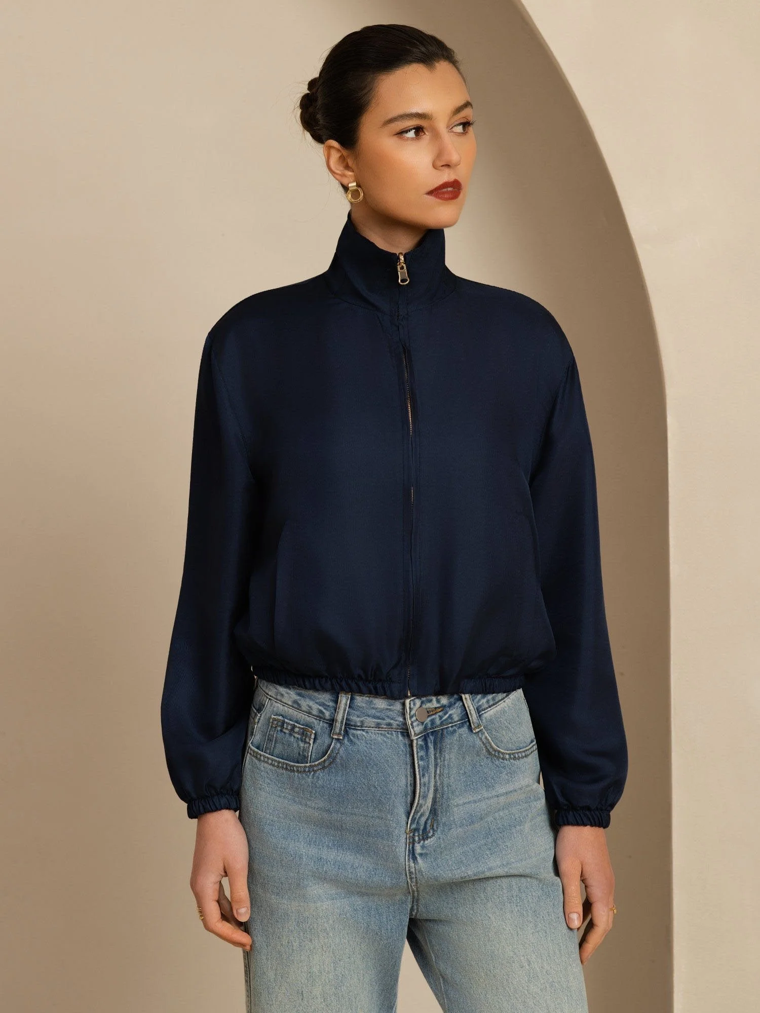 Chaqueta Corta Reversible Para Mujer De Seda Pura Con Cuello Alto Y Bolsillos - Image 12