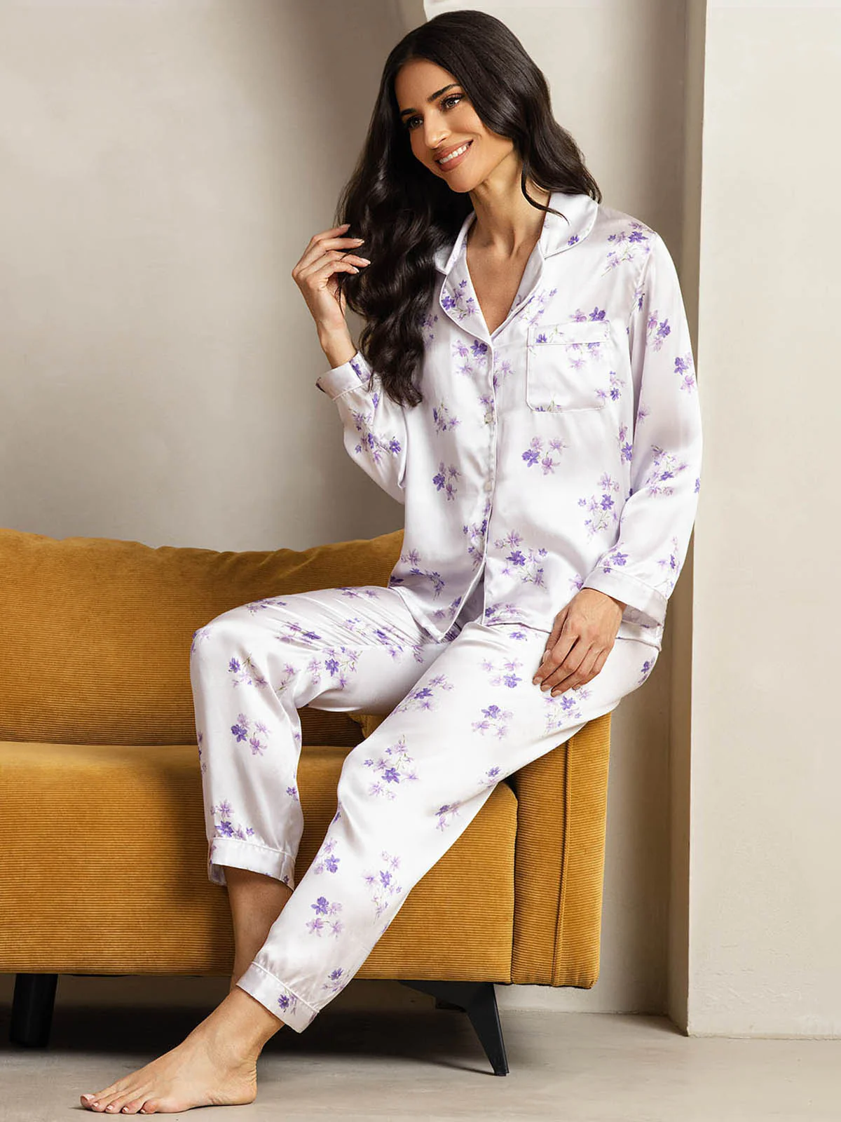 Pijama De Seda Pura Para Mujer Con Estampado Flor Lila Manga Larga Cuello Con Solapa - Image 4